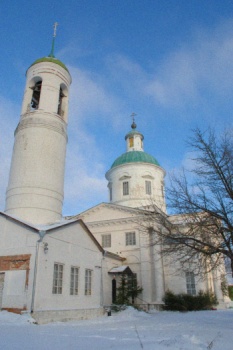 Храм Святой Троицы Живоначальной в Кондрово