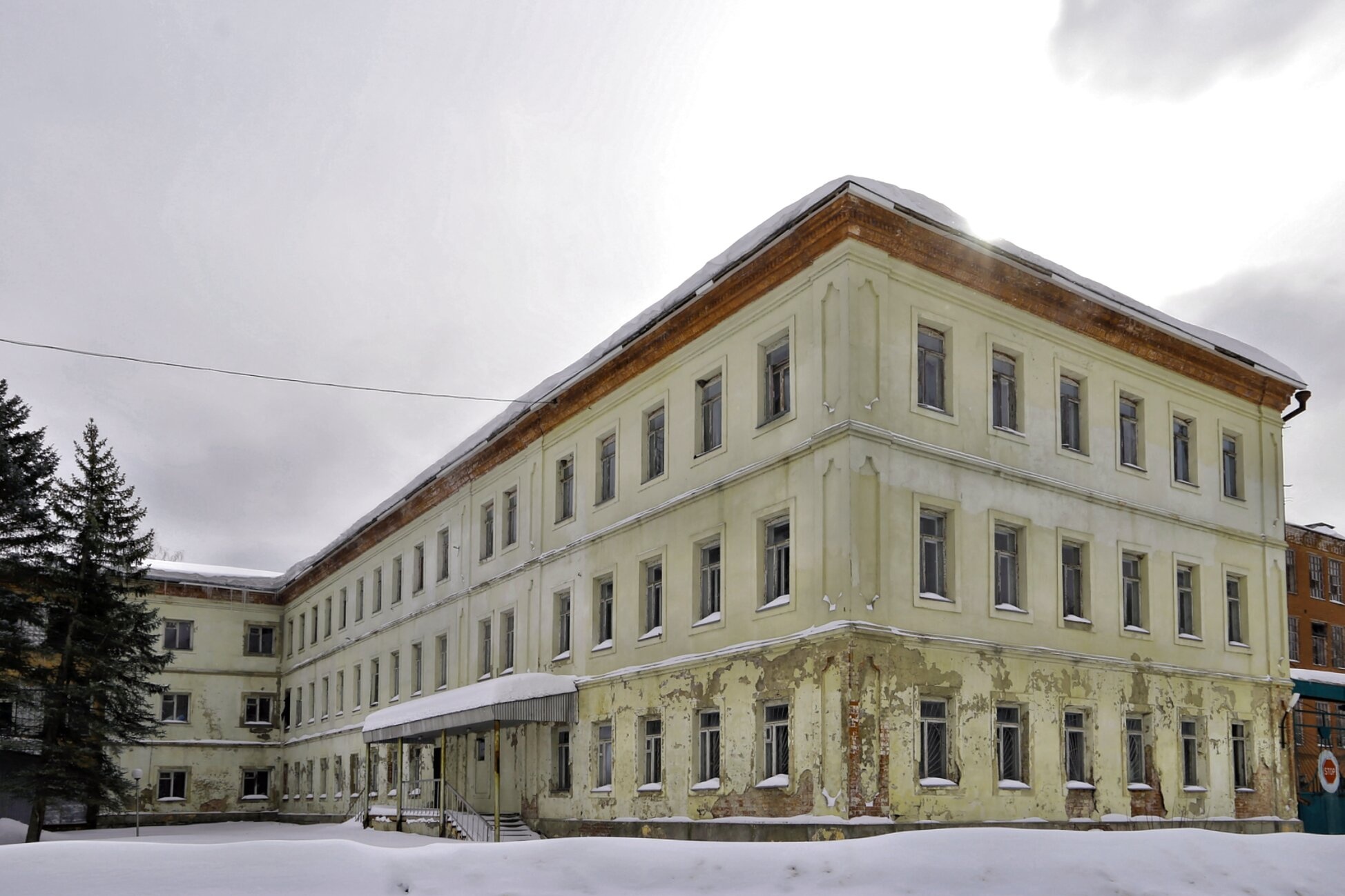 Церковь Ильи Пророка в селе Григорово - зимний вид