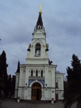 Собор Архангела Михаила в Сочи: история и архитектура