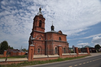 Храм Воздвижения Честного и Животворящего Креста Господня в селе Дунилово