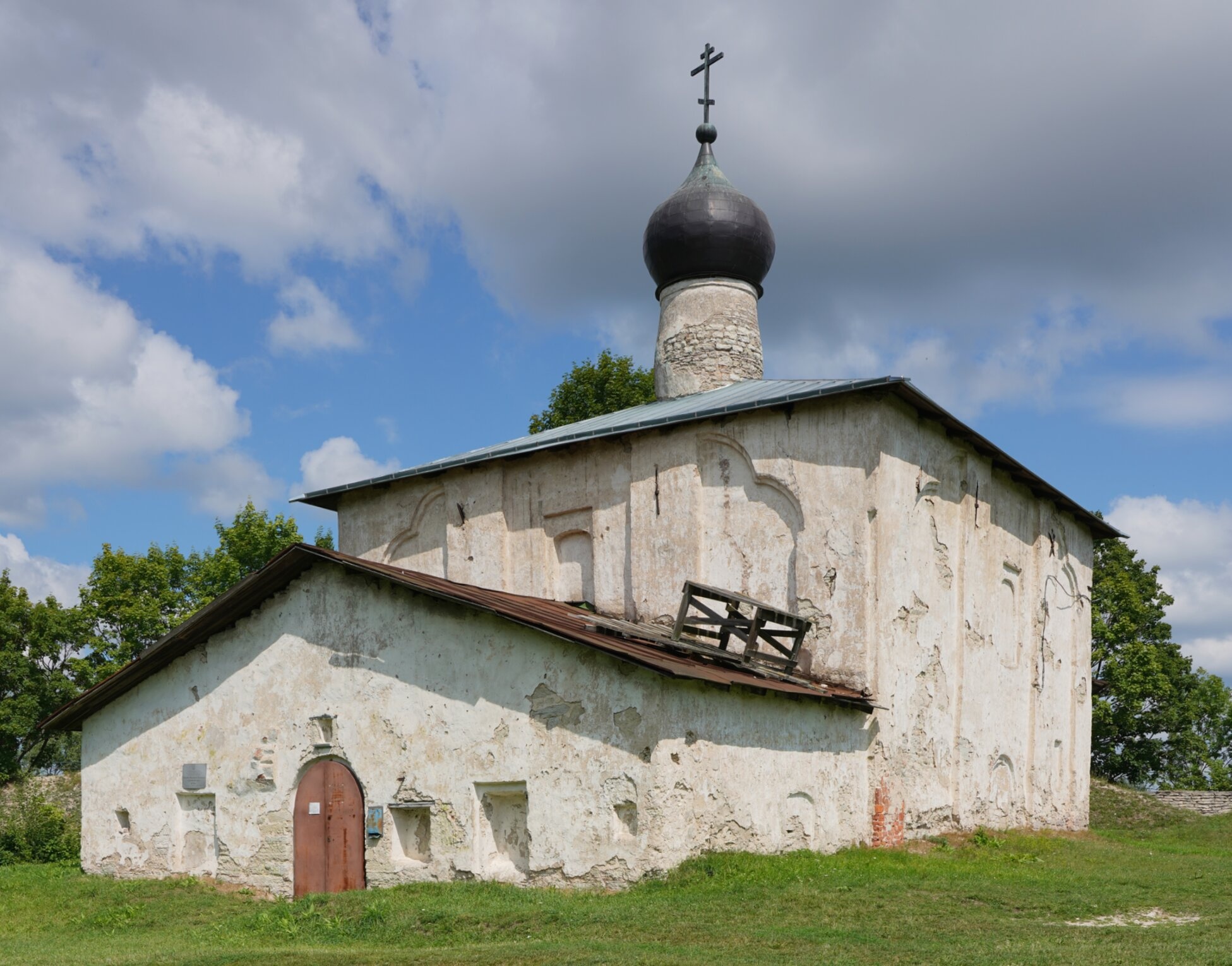 Храм Космы и Дамиана с Гремячей горы в Пскове
