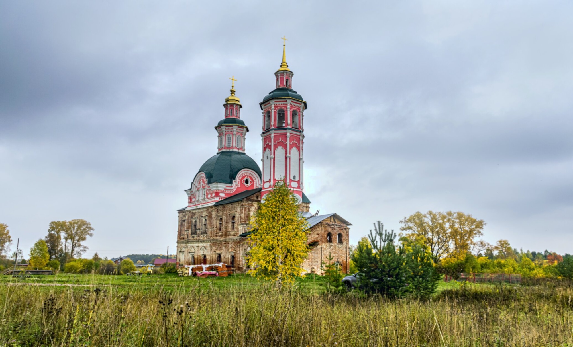 Церковь Спаса Всемилостивого в селе Вяз