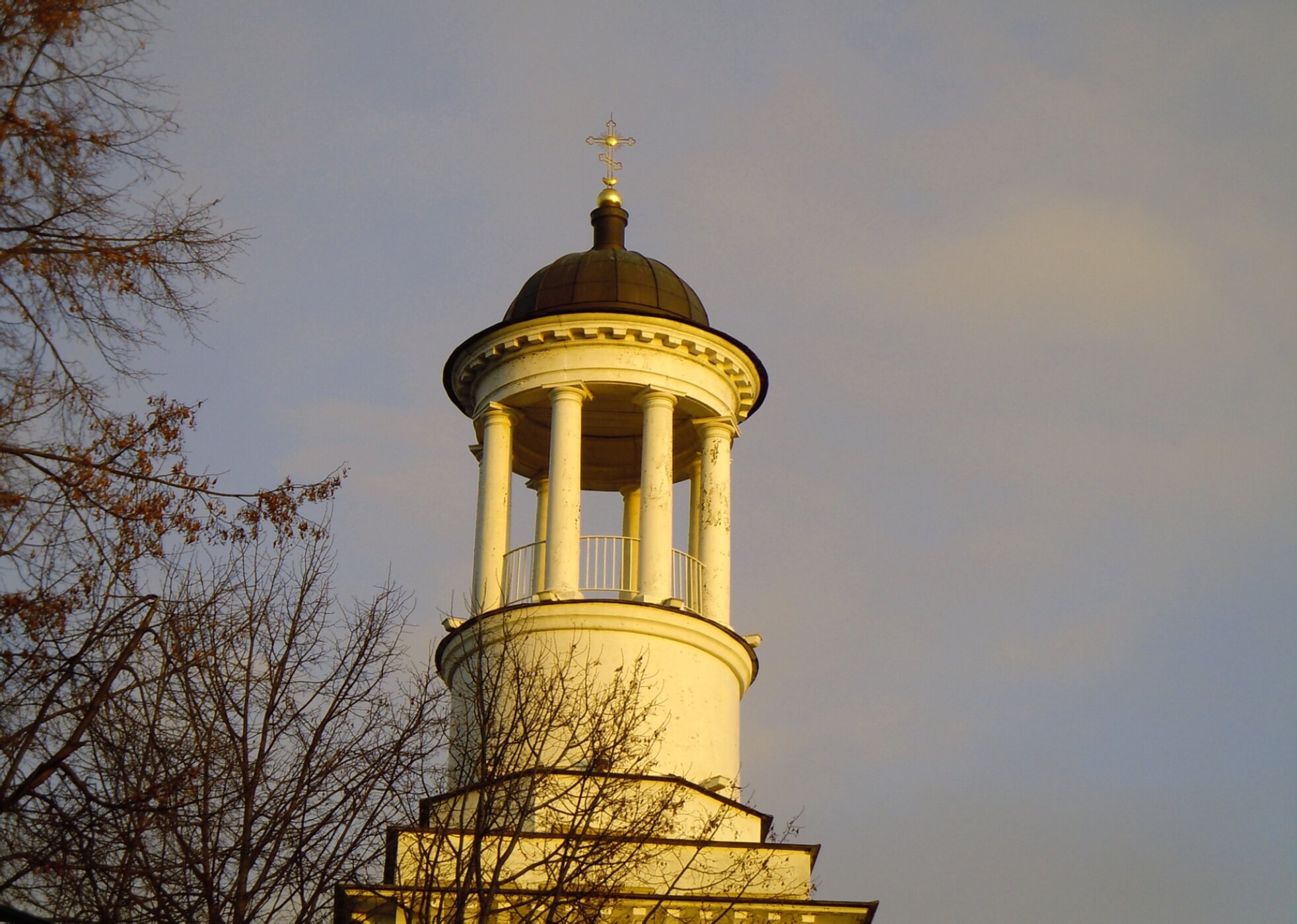Колокольня храма Святого Благоверного Князя Александра Невского в Усть-Ижоре