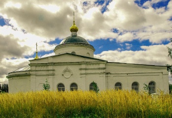 Церковь Святой Троицы в Троице-Кочках