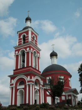 Храм Святых Первоверховных Апостолов Петра и Павла в Петровском