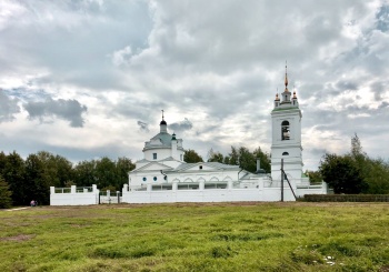 Церковь Казанской иконы Божией Матери в селе Константиново