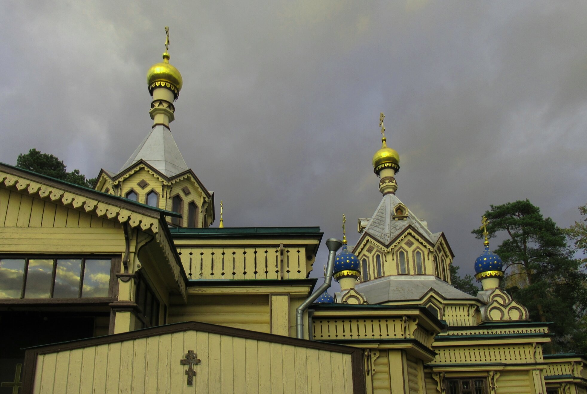 Храм Живоначальной Троицы в Удельной