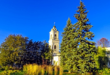 Храм Святых Апостолов Петра и Павла в городе Таруса
