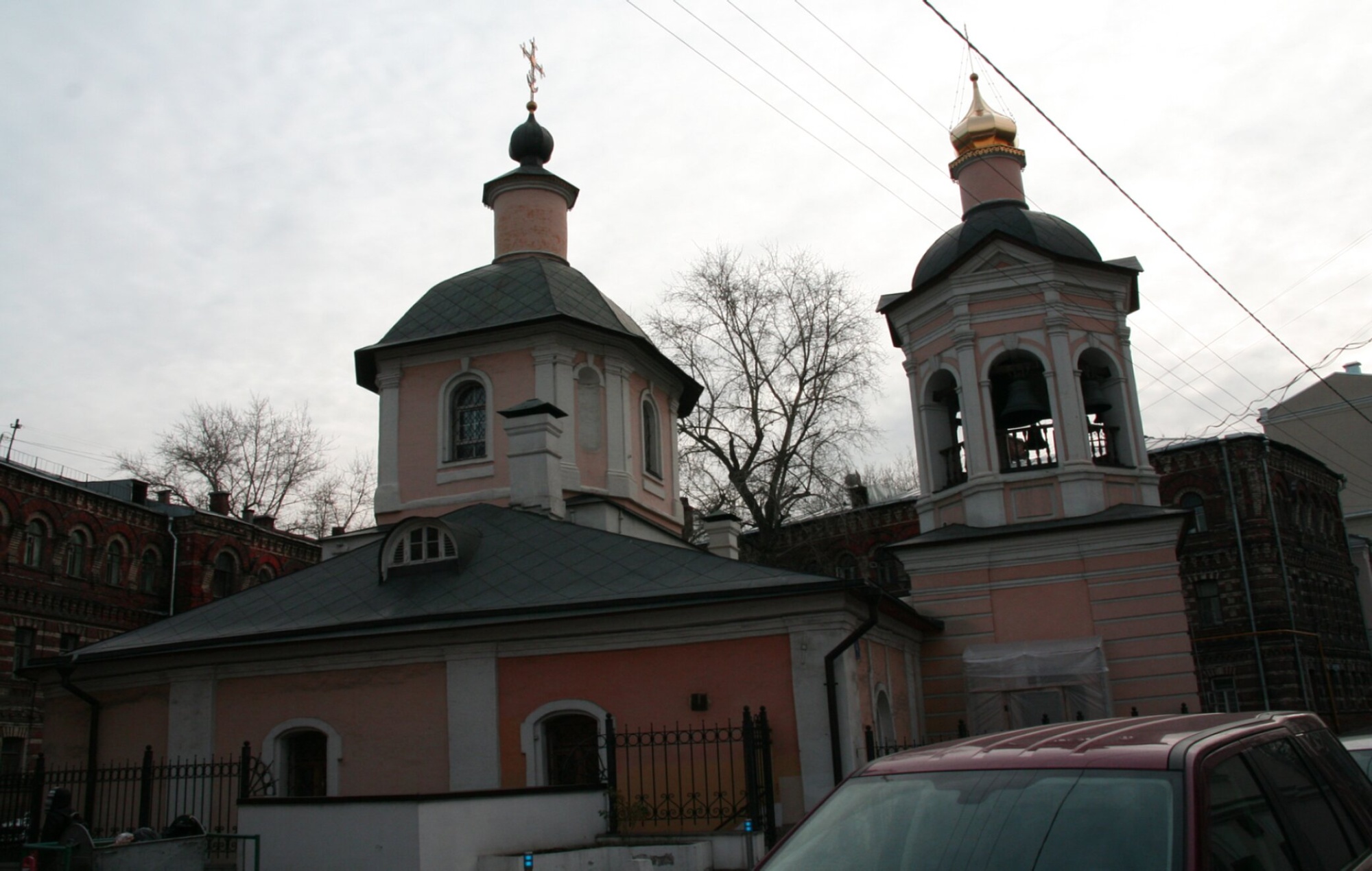 Храм Преподобного Сергия Радонежского в Крапивниках