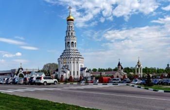 Храм Святых Апостолов Петра и Павла на Прохоровском поле