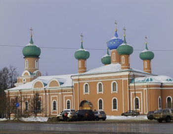 Спасо-Преображенский собор в Тихвине