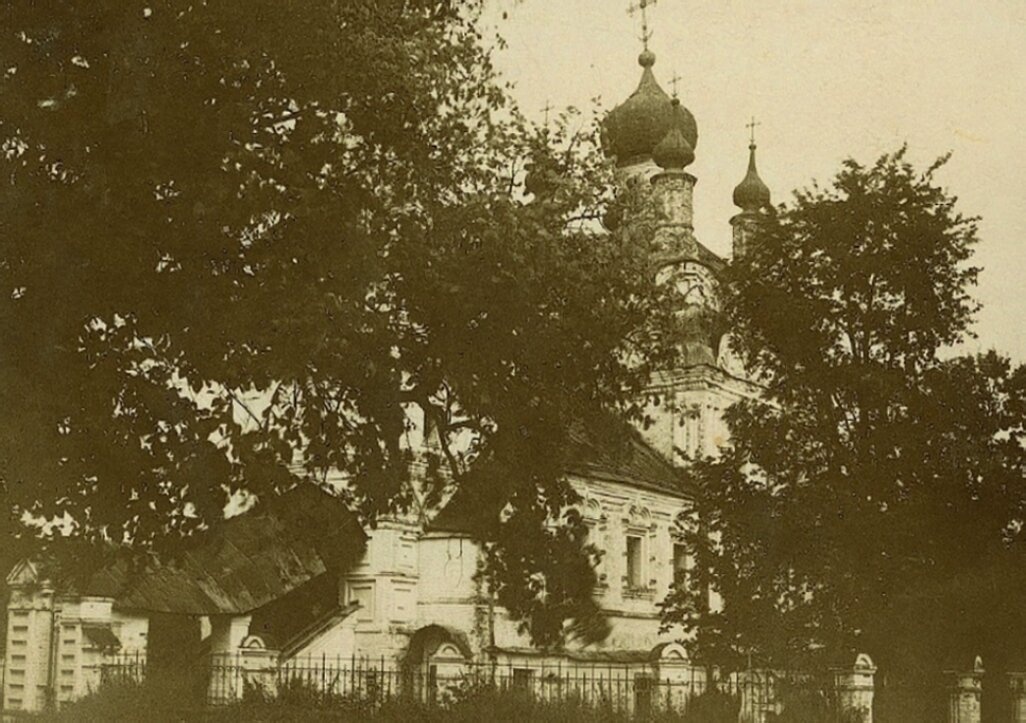 Храм Преображения Господня в селе Спас-Загорье