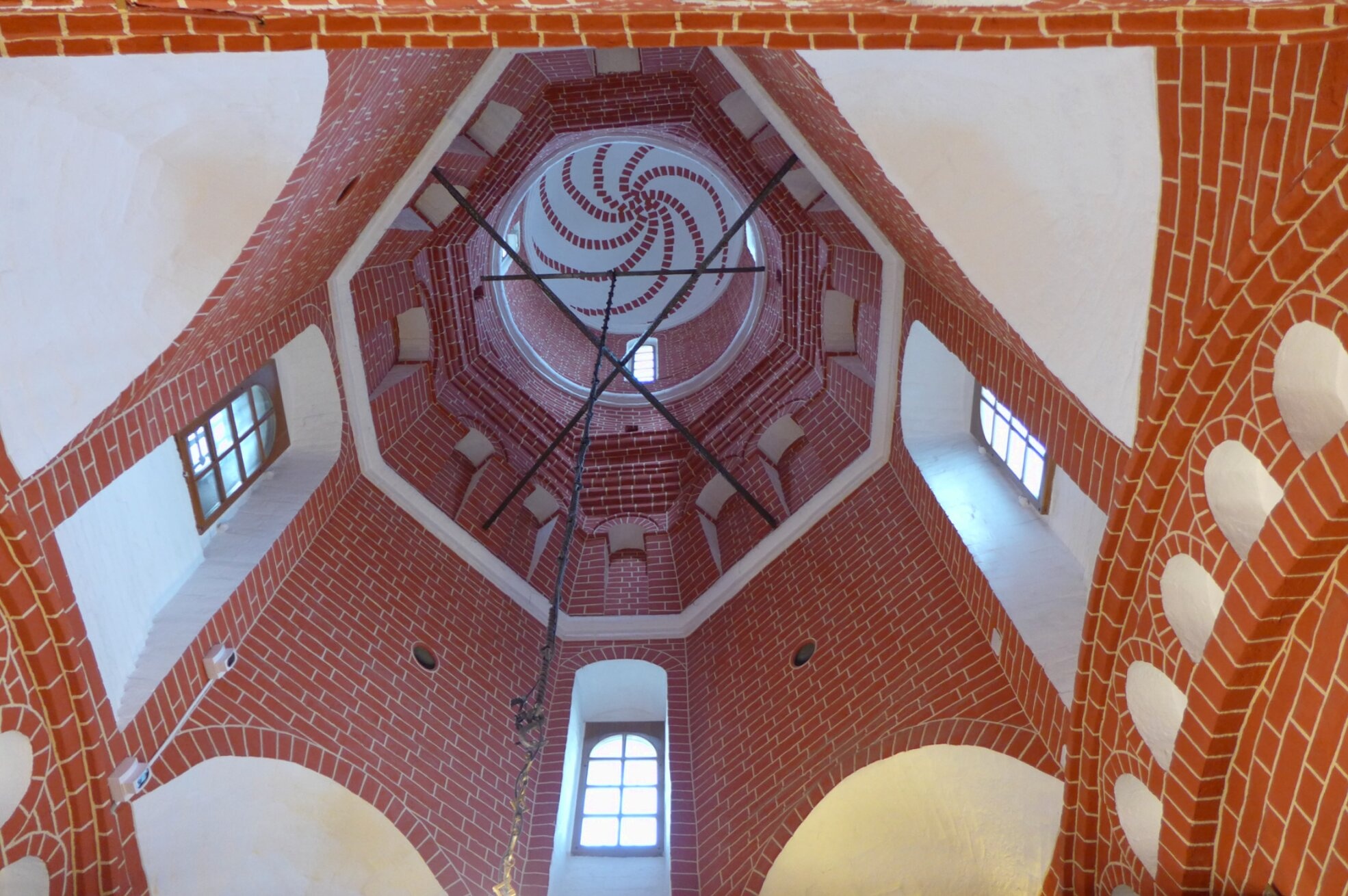 Интерьер шатровой колокольни собора Покрова Пресвятой Богородицы (Храма Василия Блаженного)