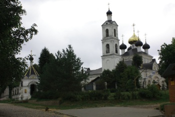 Храм Воздвижения Креста Господня в селе Свердлово