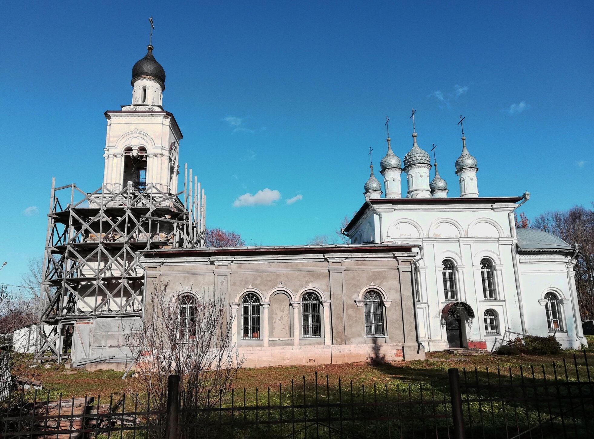 Церковь иконы Божией Матери «Знамение» в Лобаново