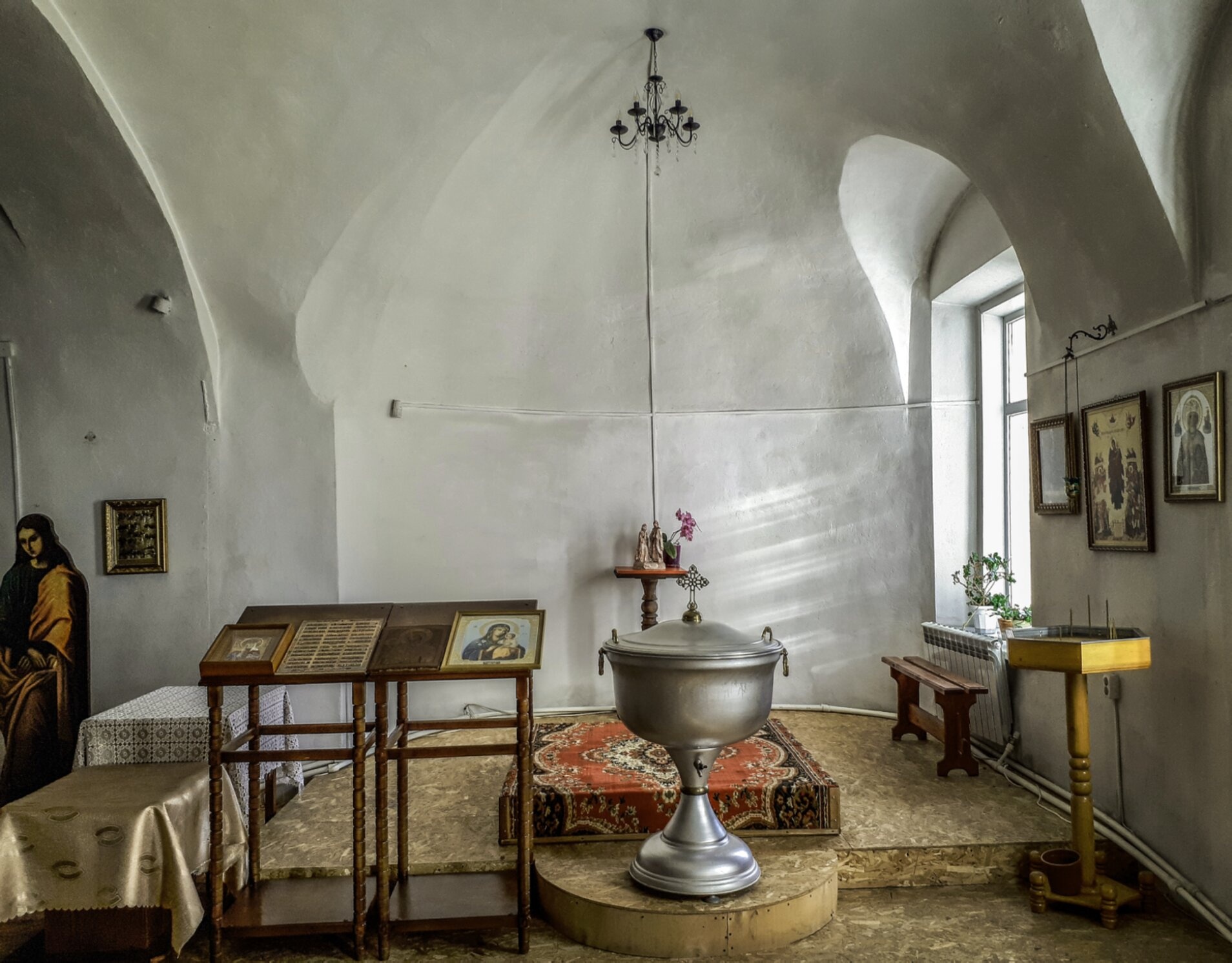 Внутреннее убранство Никольской церкви в Торжке