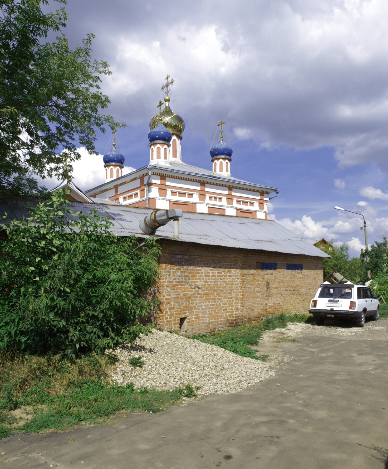 Церковь Флора и Лавра в Кашире - южный фасад