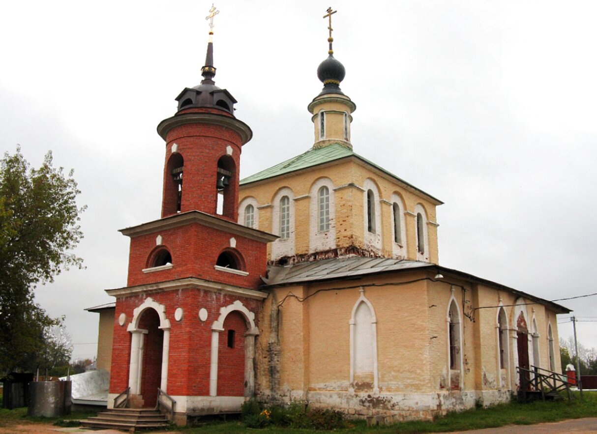 Храм Рождества Пресвятой Богородицы в селе Колюбакино