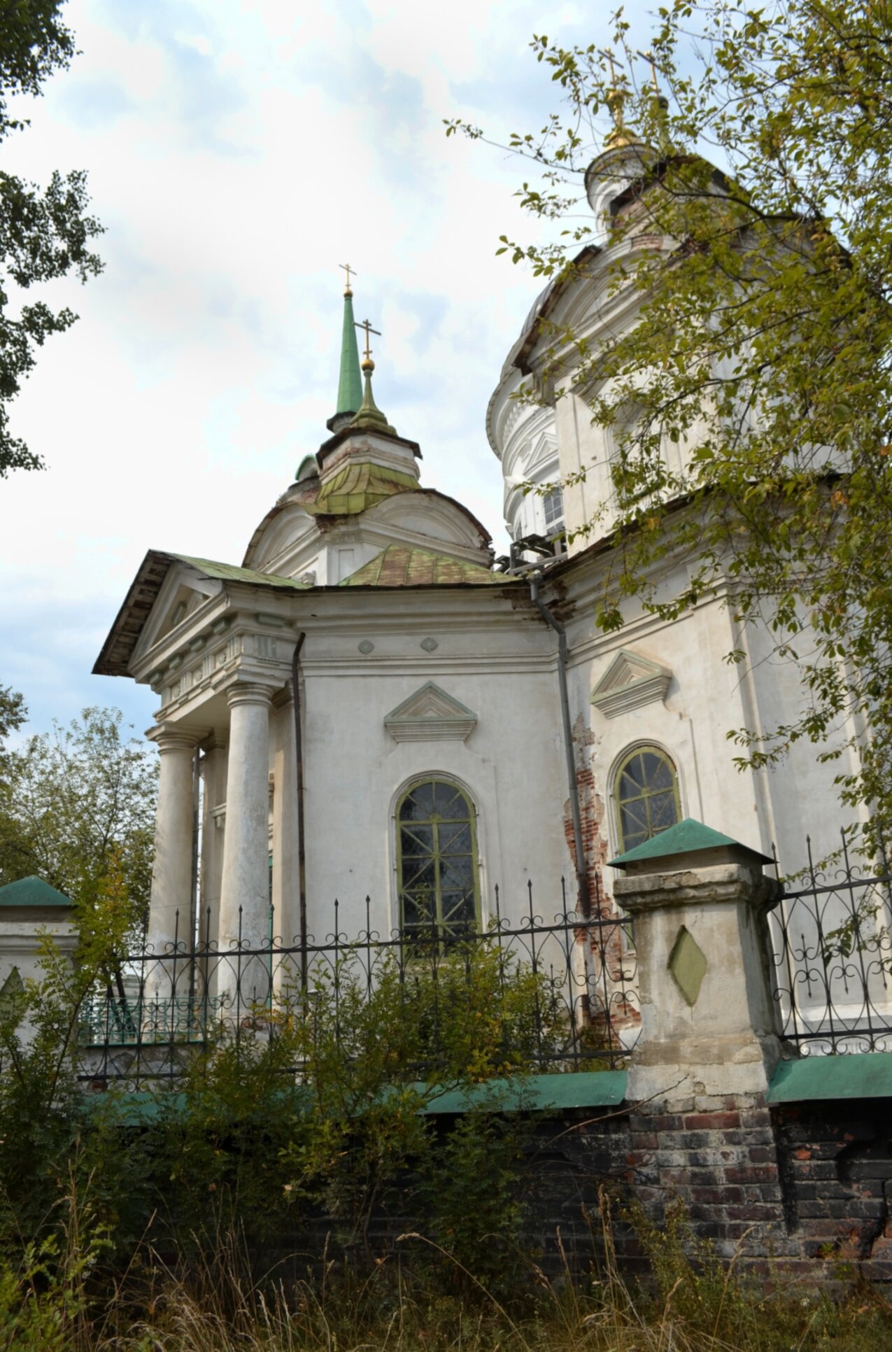 Храм Святителя Николая Чудотворца в селе Быньги