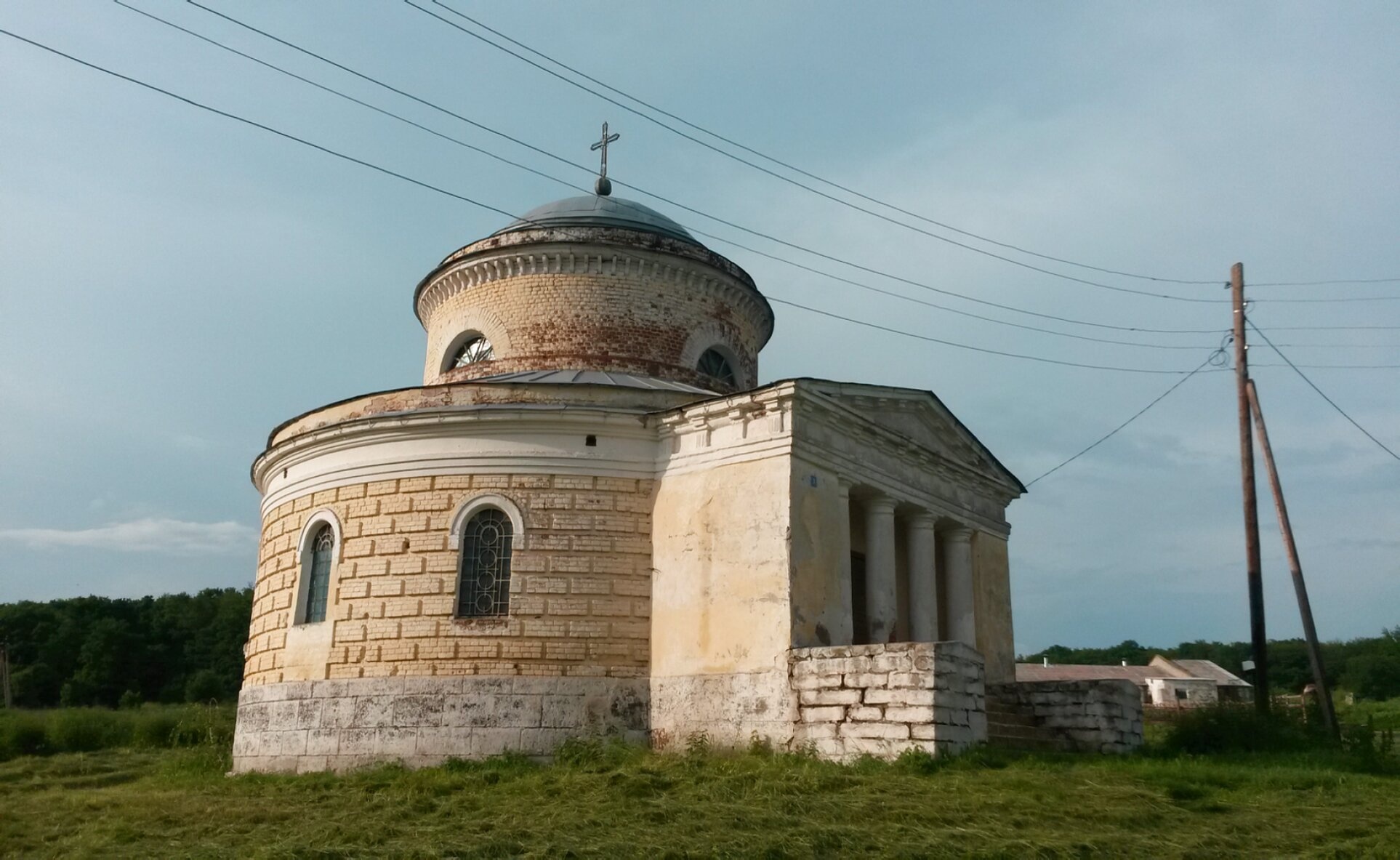 Храм Михаила Архангела в Пальна-Михайловке
