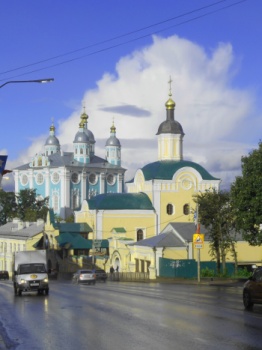 Свято-Троицкий монастырь и Успенский собор в Смоленске