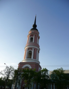 Колокольня Храма святых Жен-Мироносиц в Калуге