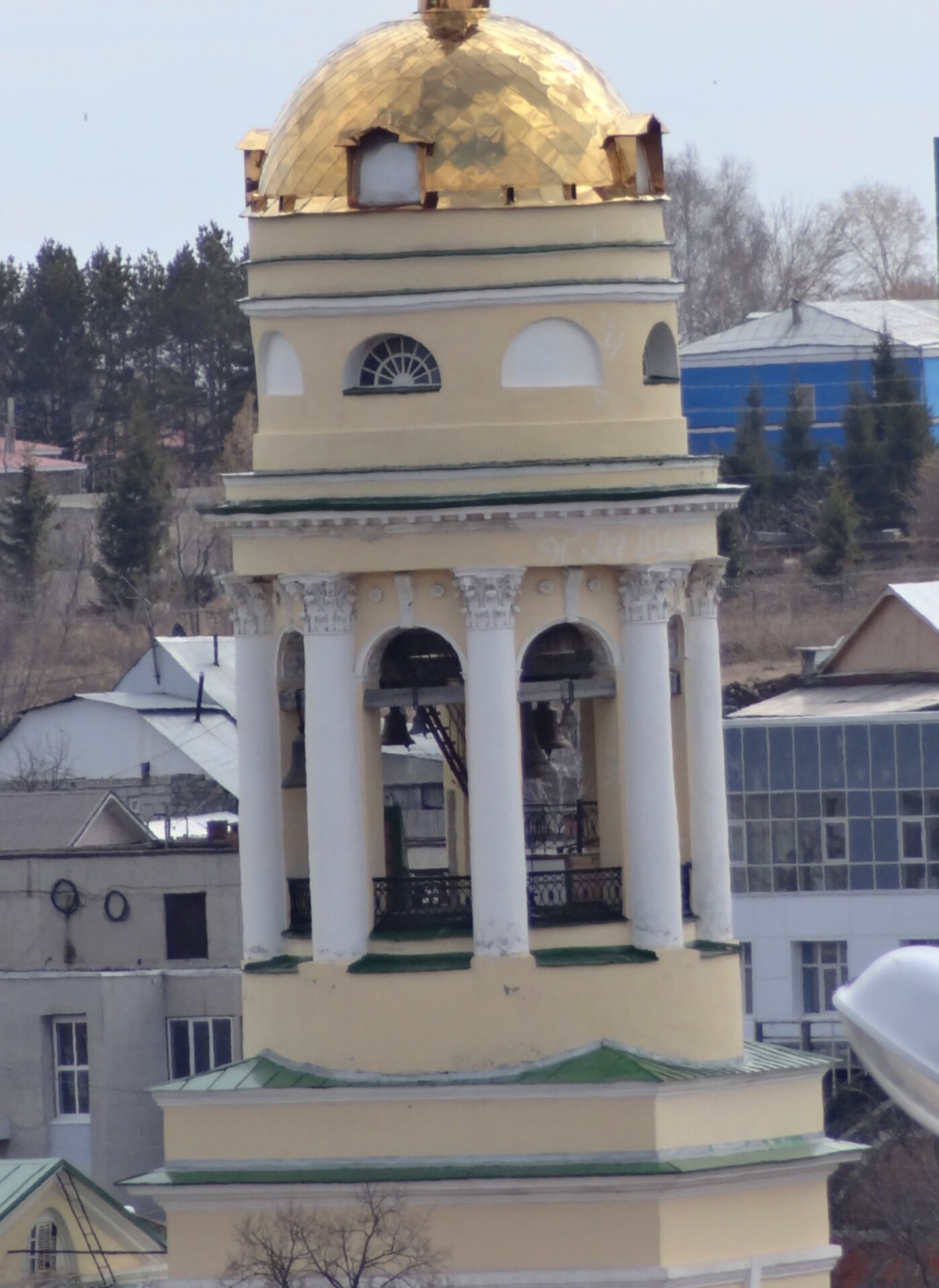 Колокольня Свято-Троицкого собора в Каменске-Уральском