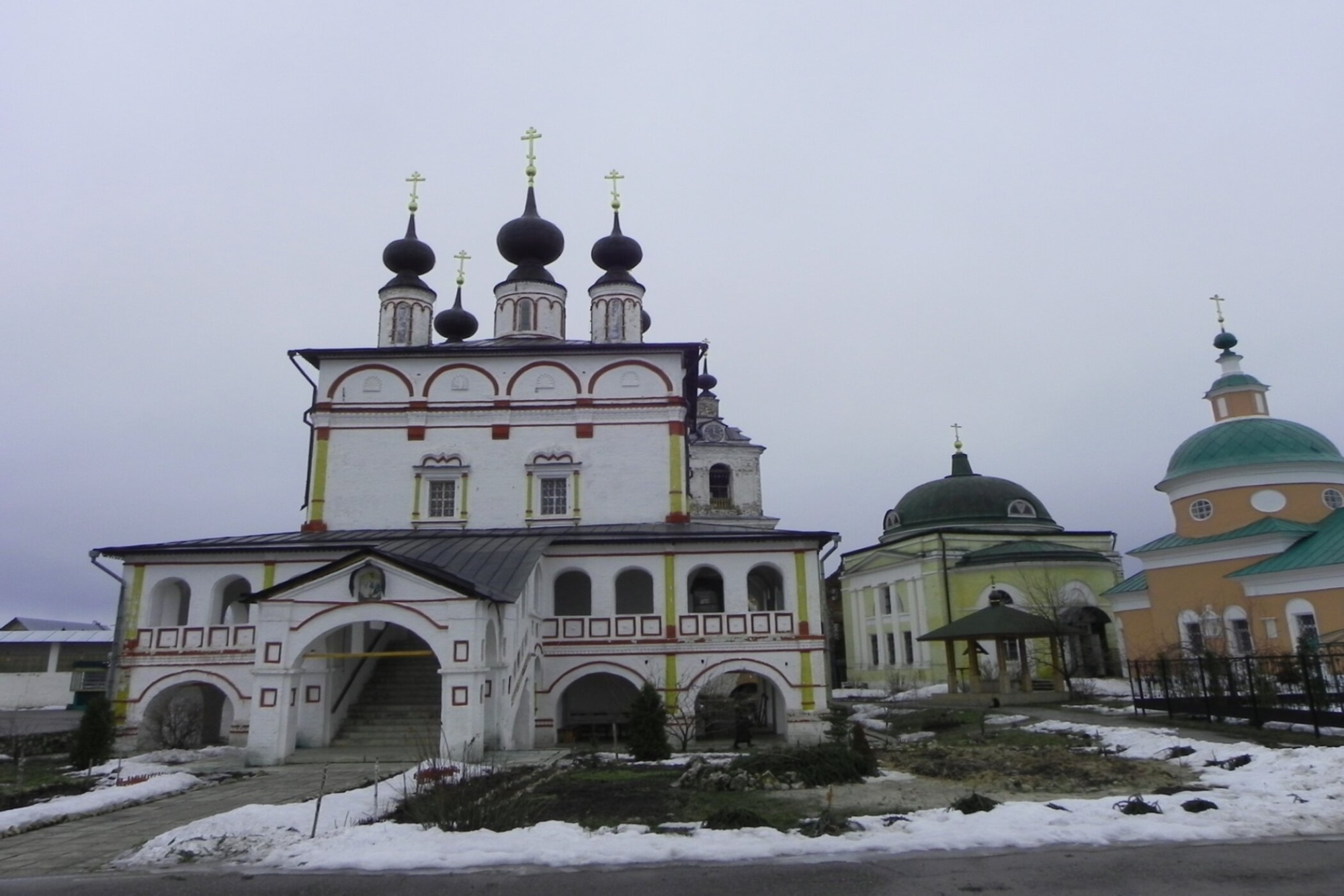 Свято-Троицкий Белопесоцкий женский монастырь