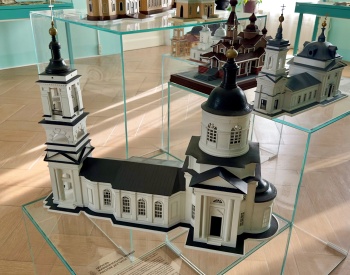 Макет Церкви Живоначальной Троицы в Досчатом