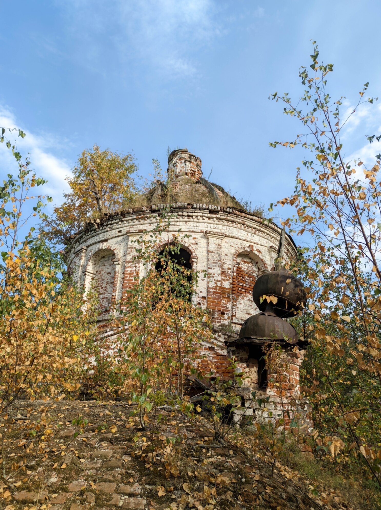 Заброшенная Церковь Покрова Пресвятой Богородицы в Алферьево