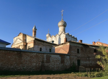 Богородице-Рождественский монастырь в Ростове Великом