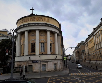 Церковь Святой Татианы при МГУ: архитектура и история