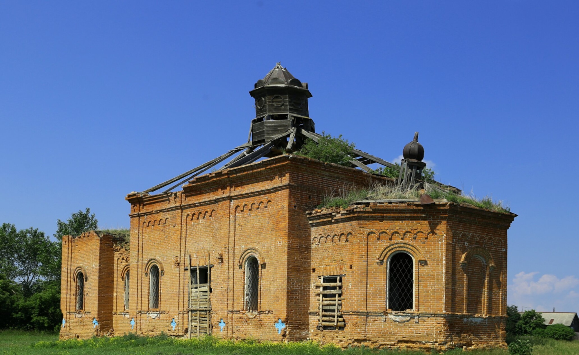 Церковь Вознесения Господня в селе Локти