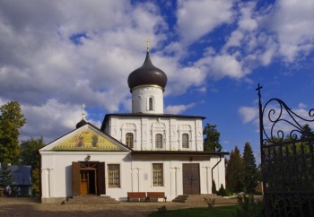 Храм святого Великомученика Георгия Победоносца в Старой Руссе