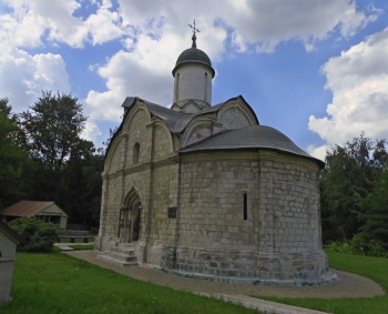 Храм мученика Трифона в Напрудном