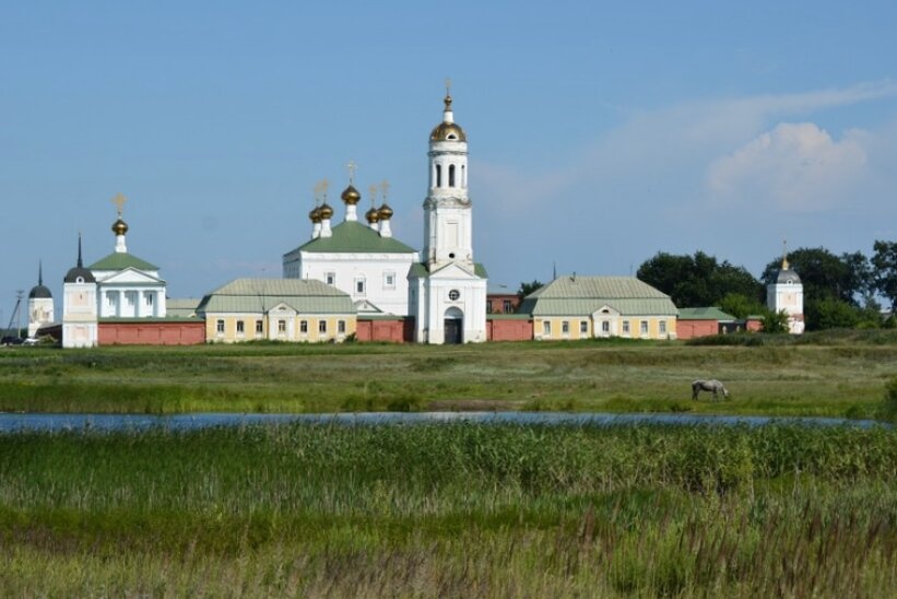 Свято-Николо-Чернеевский мужской монастырь в Старочернеево