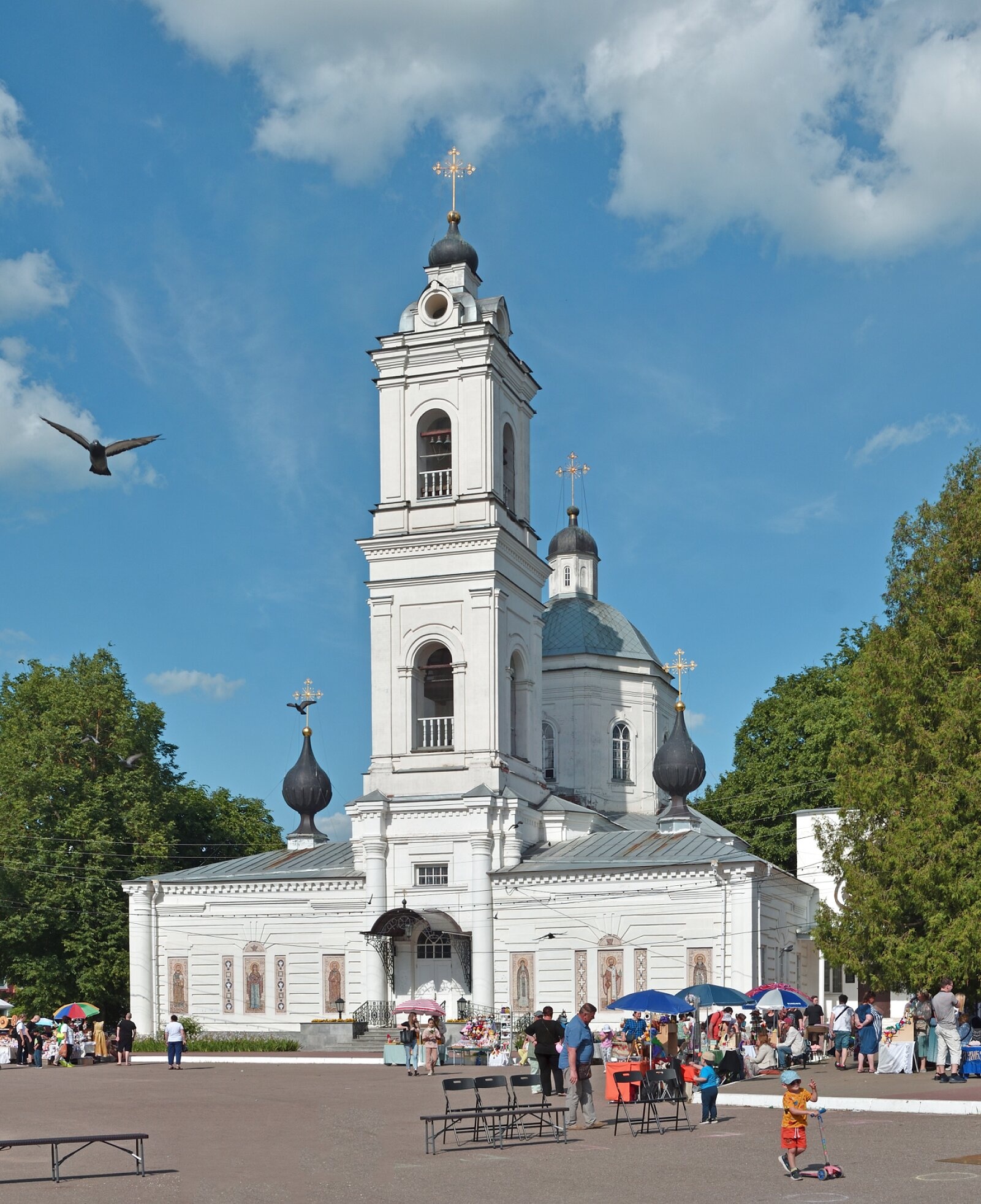 Собор Святых Апостолов Петра и Павла в Тарусе