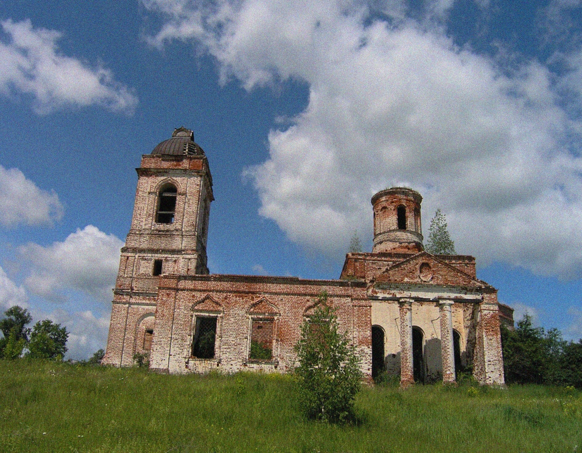 Троицкая церковь в селе Спирино