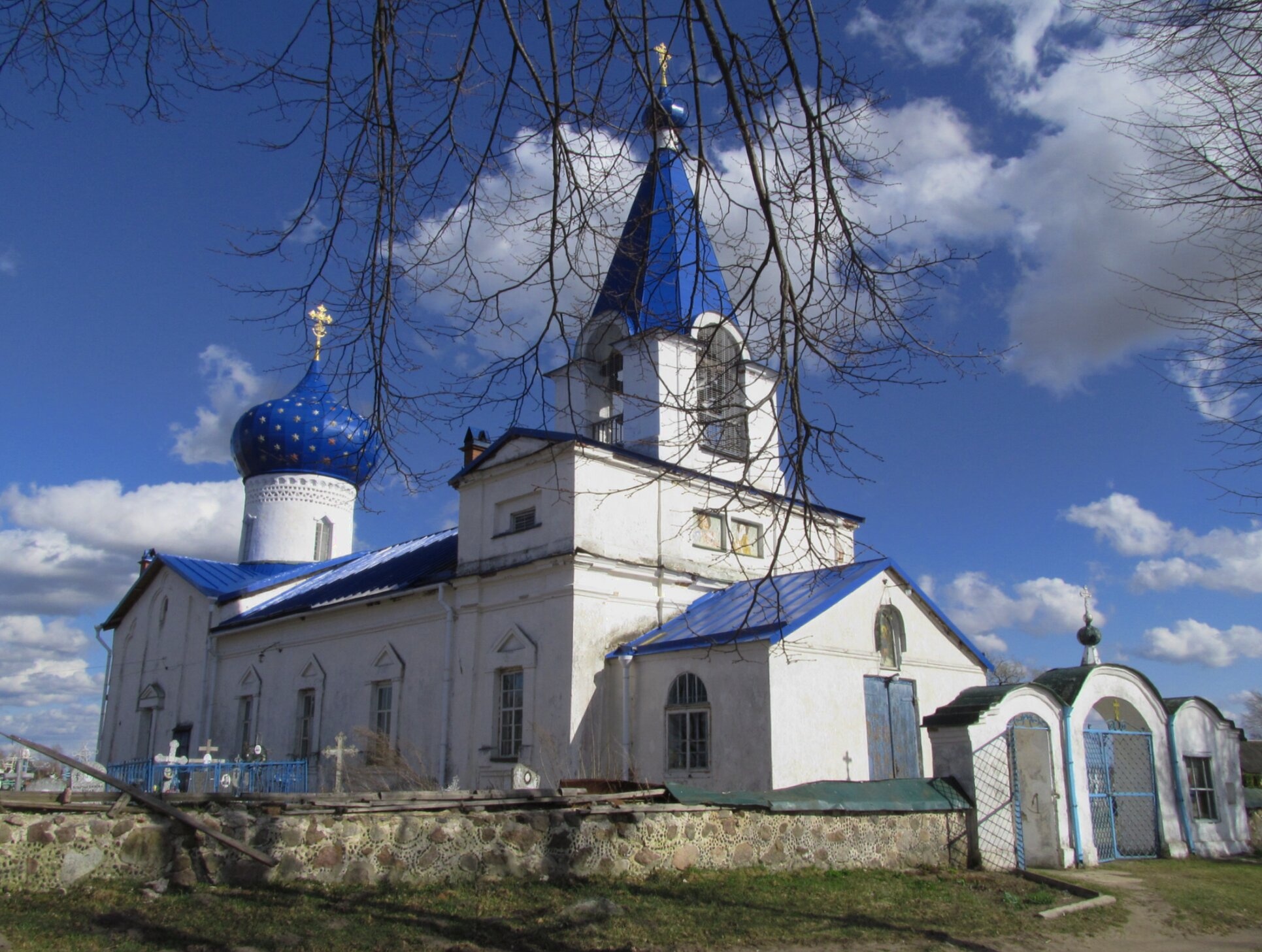 Храм Архангела Михаила в Кобыльем Городище