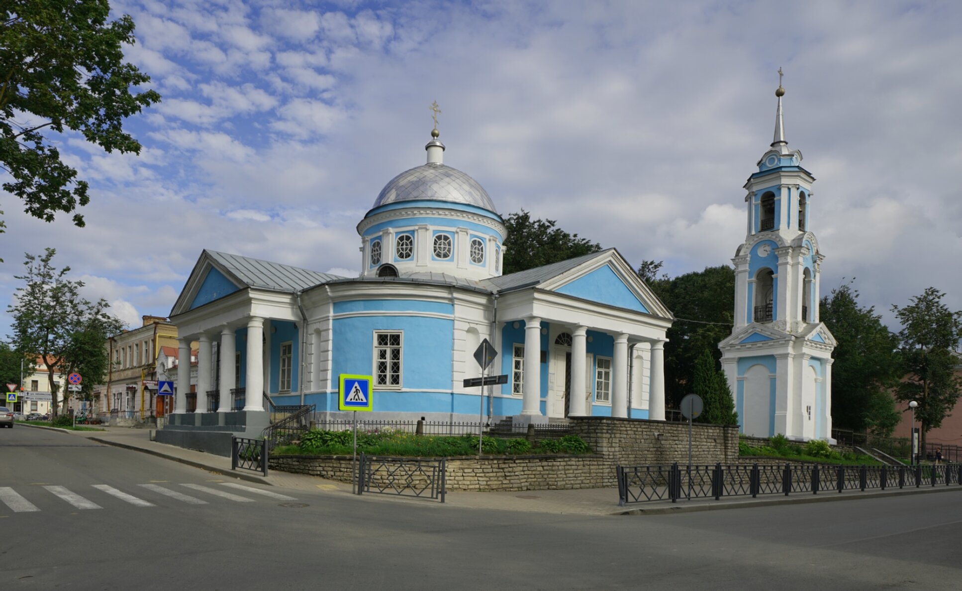 Церковь Успения Пресвятой Богородицы с Полонища в Пскове
