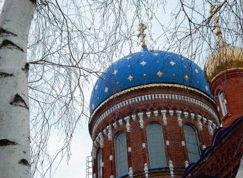 Церковь Сретения Господня в Ростове-на-Дону: купола храма