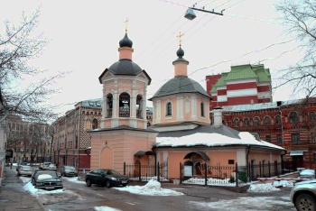 Храм Преподобного Сергия Радонежского в Крапивниках
