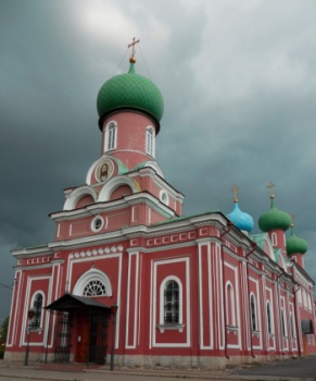 Спасо-Преображенский кафедральный собор в Тихвине