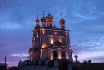 Церковь Воскресения Христова в Плёсе