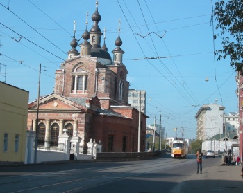 Храм Покрова Пресвятой Богородицы в Красном Селе - архитектурная доминанта