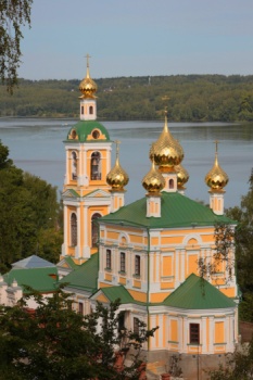 Храм Воскресения Христова в Плёсе