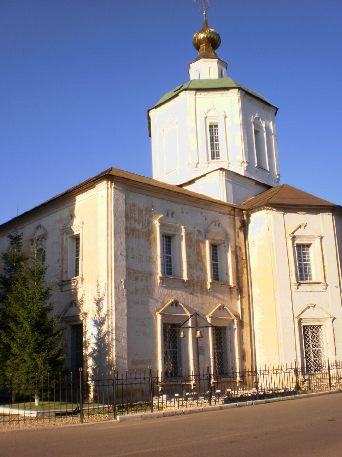 Успенский собор Отроч монастыря в Твери