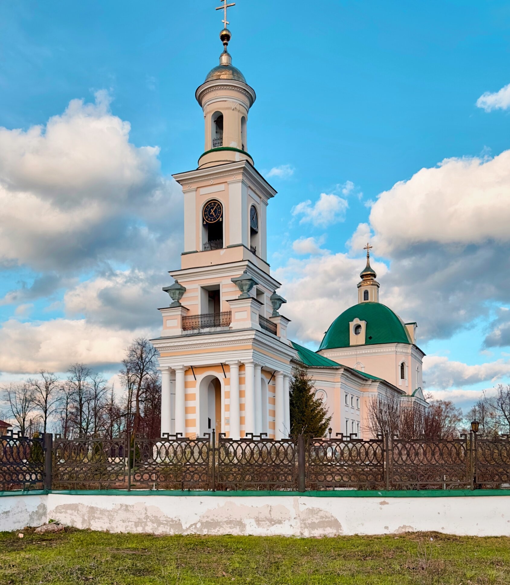 Кафедральный собор Рождества Христова в Выксе