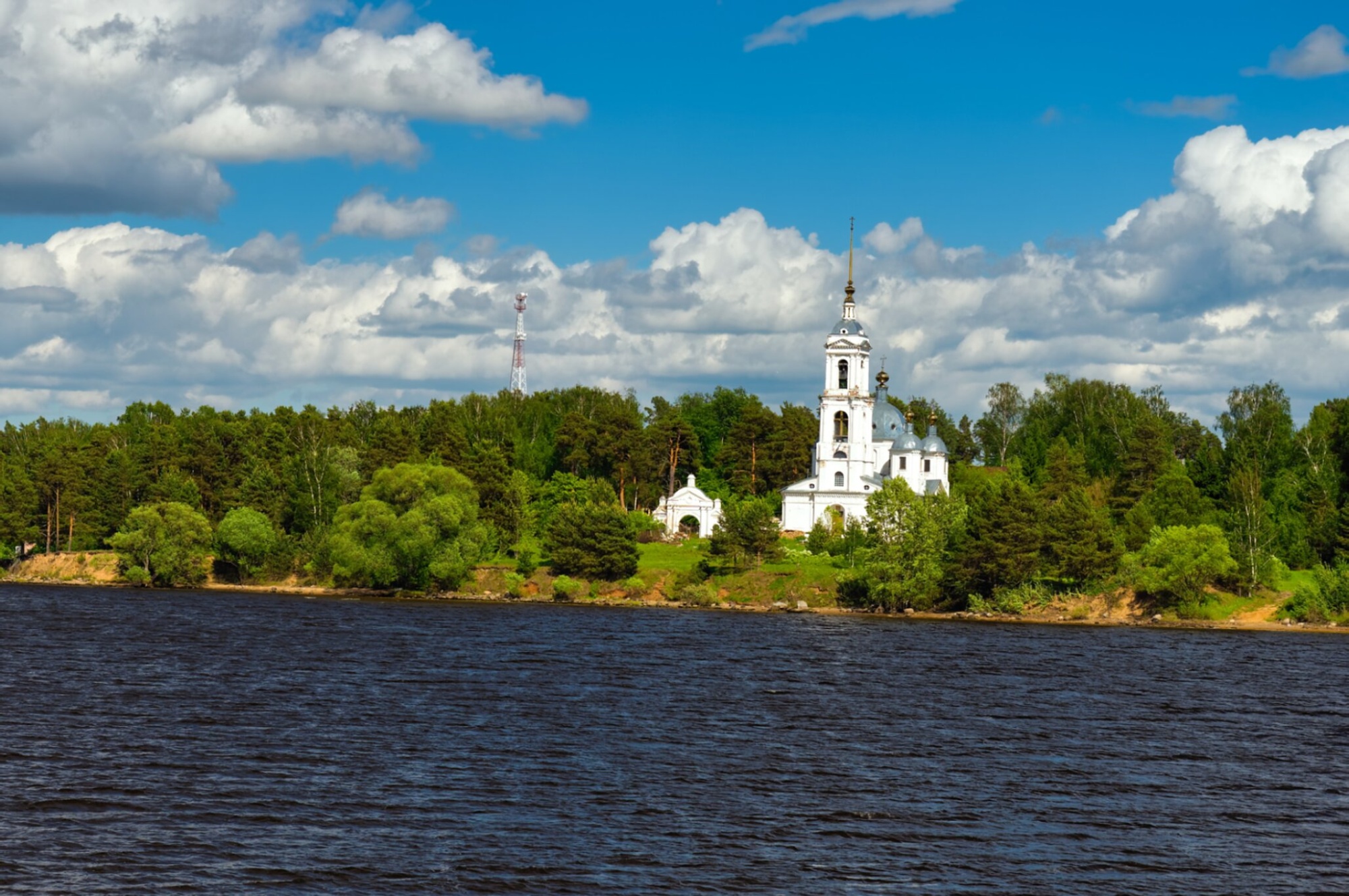 Церковь Вознесения Господня в селе Охотино