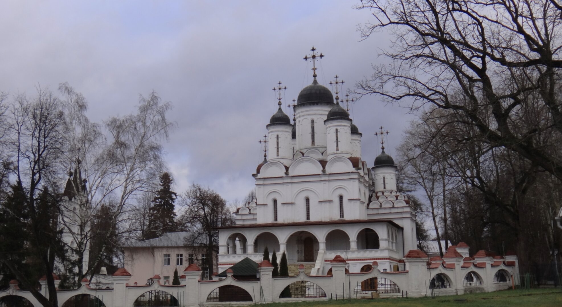 Церковь Преображения Господня в селе Большие Вязёмы